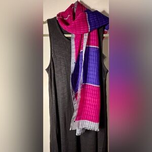 VERA NEUMANN Vintage Wool Scarf Pink Purple Block